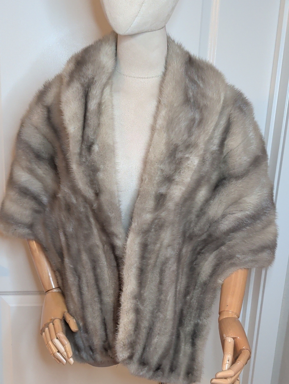 Vintage 60s Leppert Roos Grey Mink Stole Fur Wrap Elegant Formal MCM